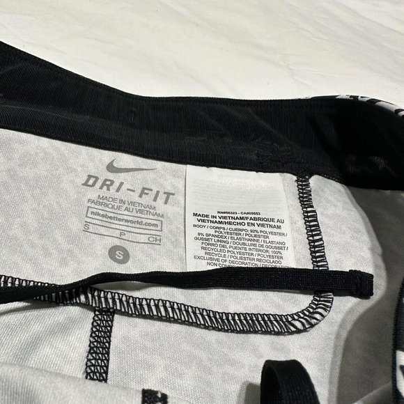 Nike Dri Fit Black & White Patterned Athletic Workout Pants / Yoga Leggings Sz S - Picture 5 of 10